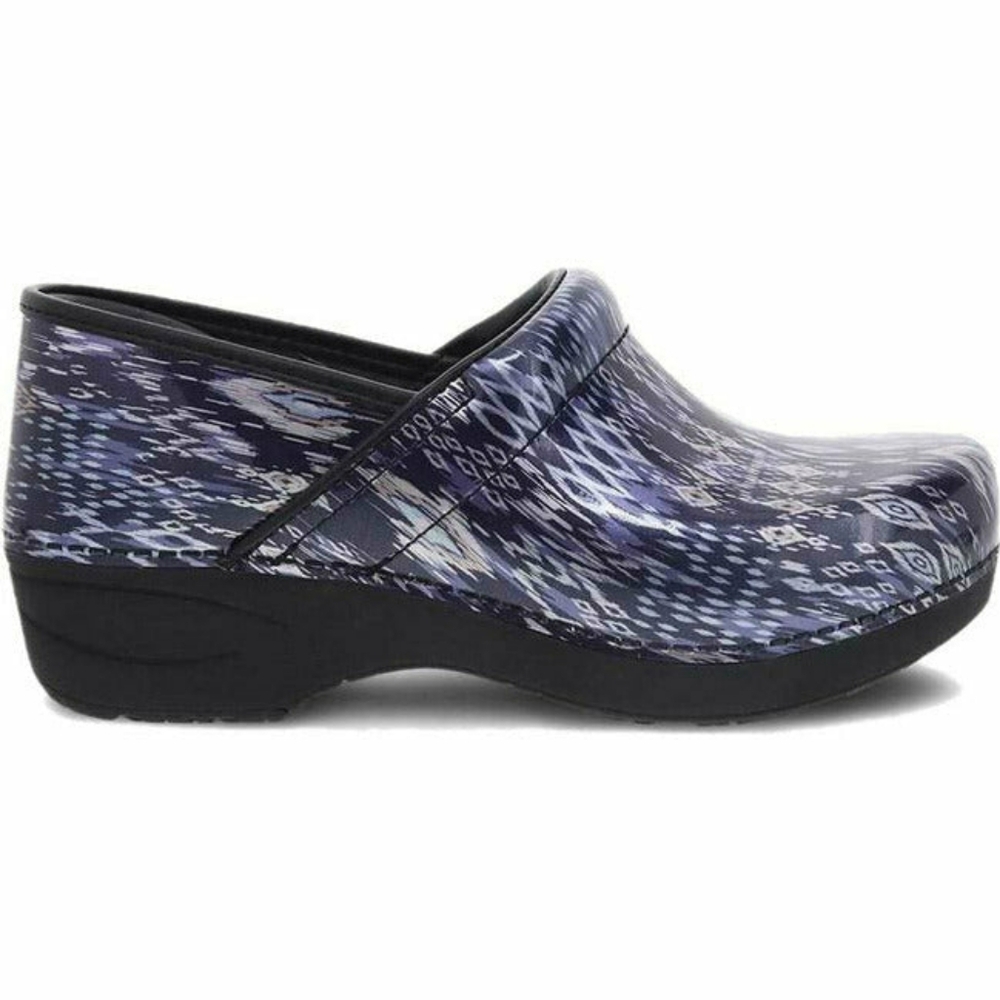 DANSKODansko Women's XP 2.0 Navy Ikat Clog Size 39
